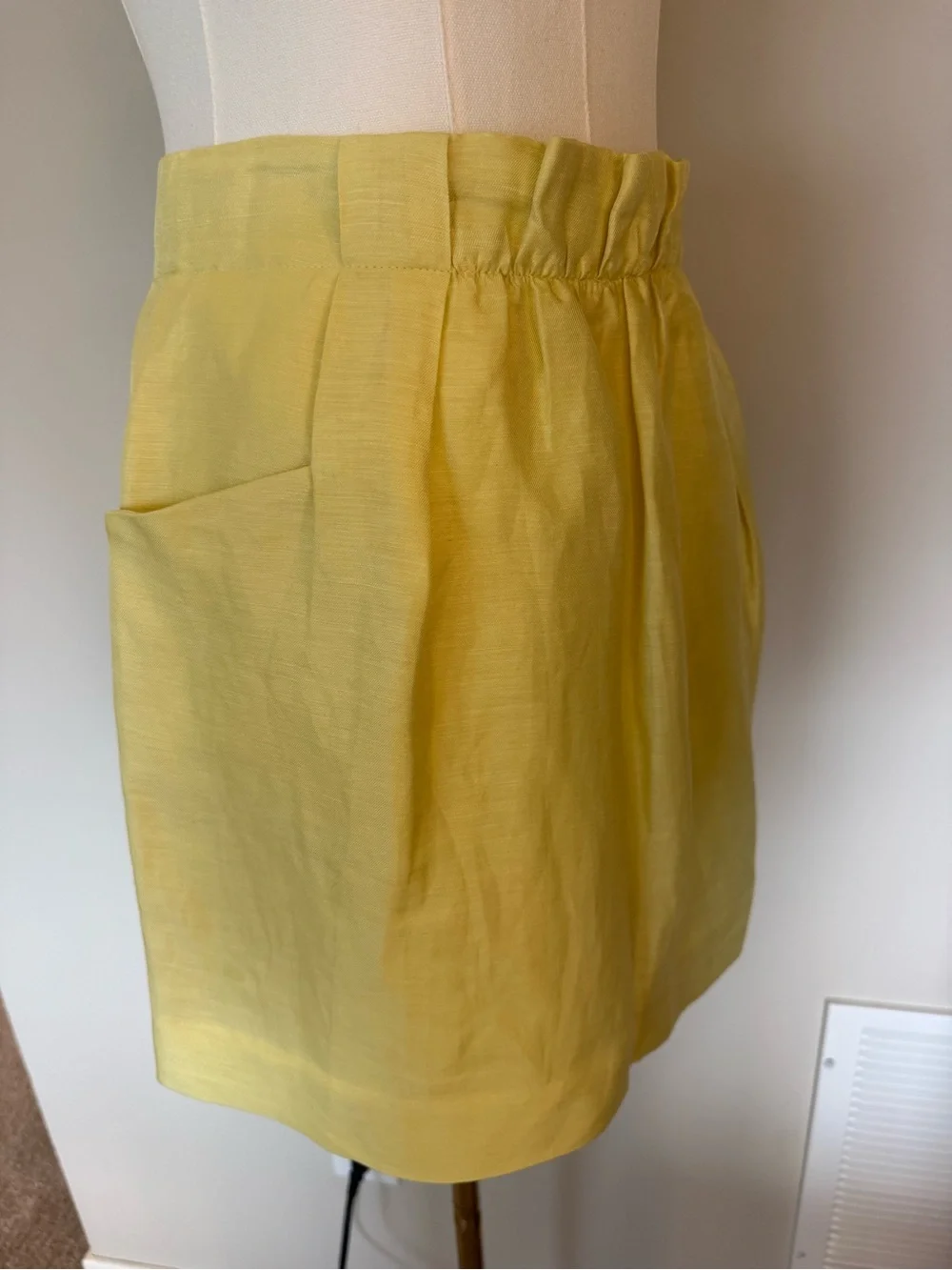 J. Crew Linen Silk Blend Paperbag Skirt Yellow Pockets Size 2 Lined